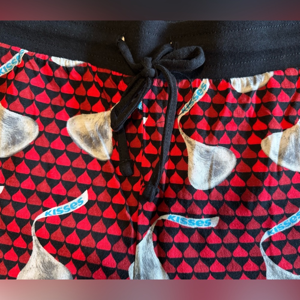NWT Hershey’s Kisses PJ Pants - Picture 3 of 6